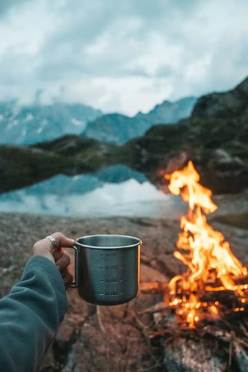 camping in himachal