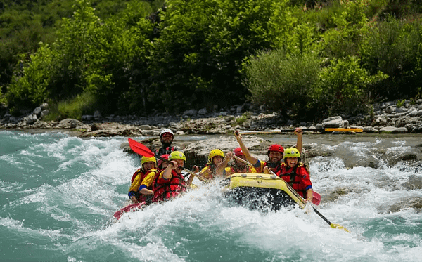 River rafting in kullu